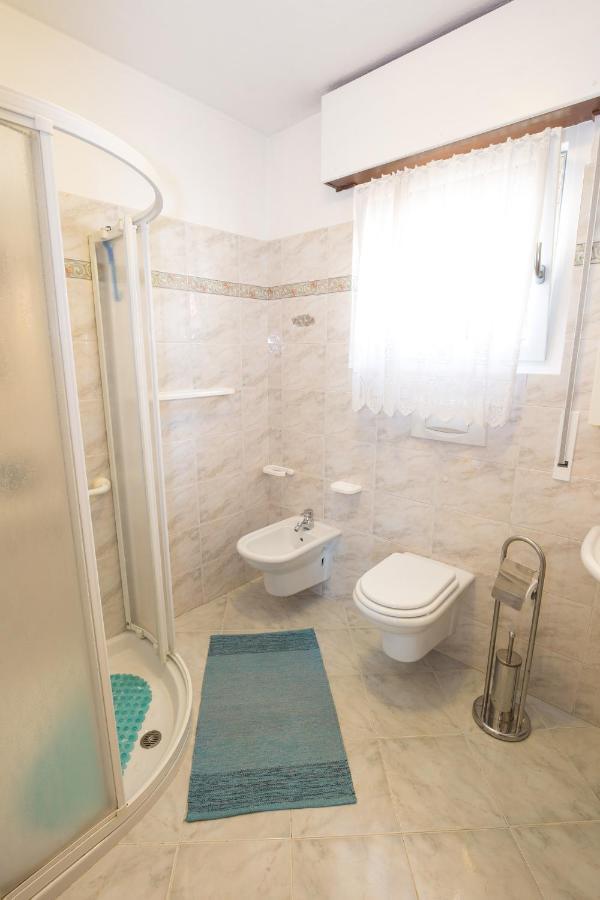 ריבה דל גארדה Villa Desy מראה חיצוני תמונה